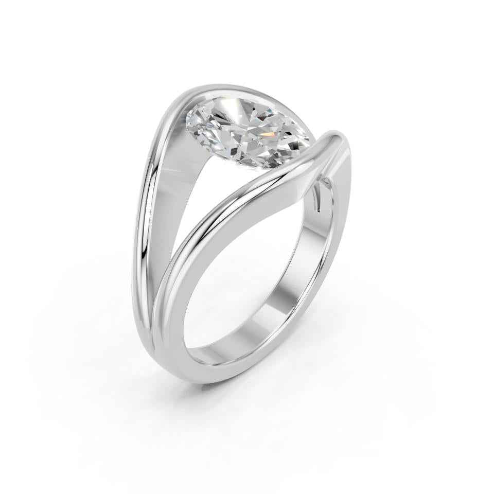 OVAL FANCY BEZEL RING