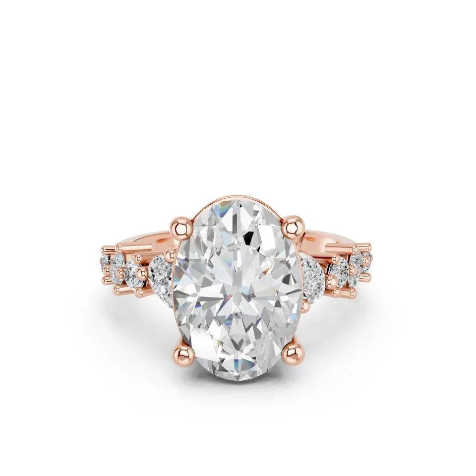 OVAL RING WITH SIDE STONES
