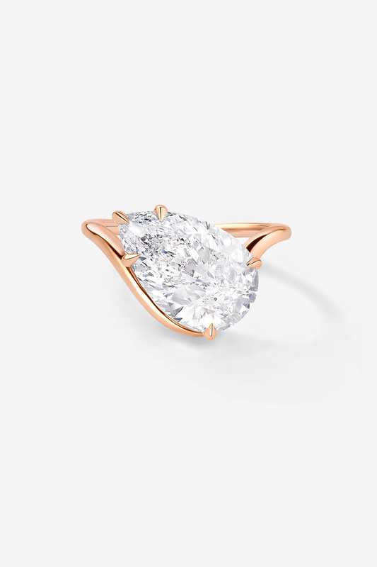 PEAR WAVE EAST WEST - M&D Signature Jewels