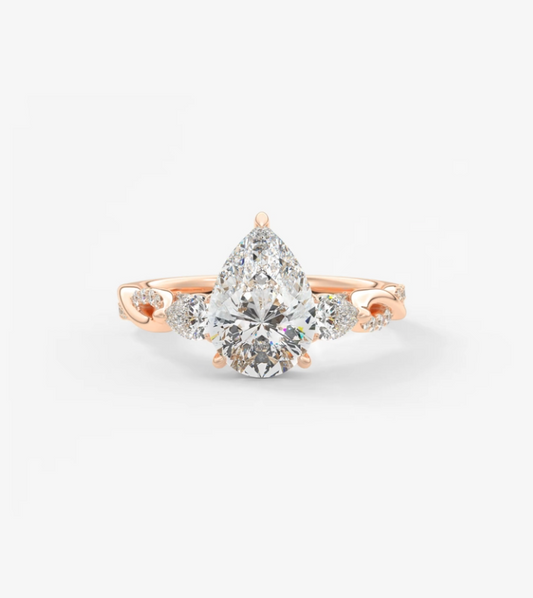 PEAR VINTAGE RING