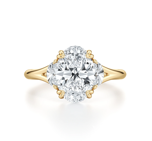 OVAL RING WITH HALF MOON SIDE STONES