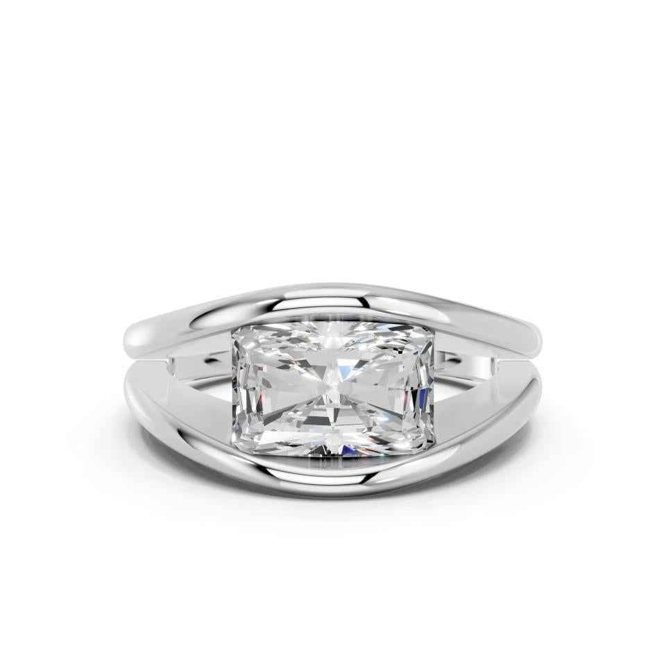 RADIANT E-W FANCY BEZEL RING