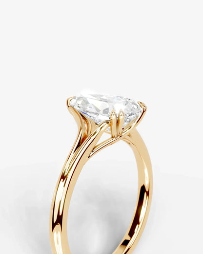 Pear Cut Lab Diamond Engagement Ring with classic eight prong| D VS1