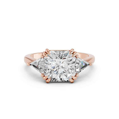 PRINCESS RING WITH TRIANGLE SIDE STONES