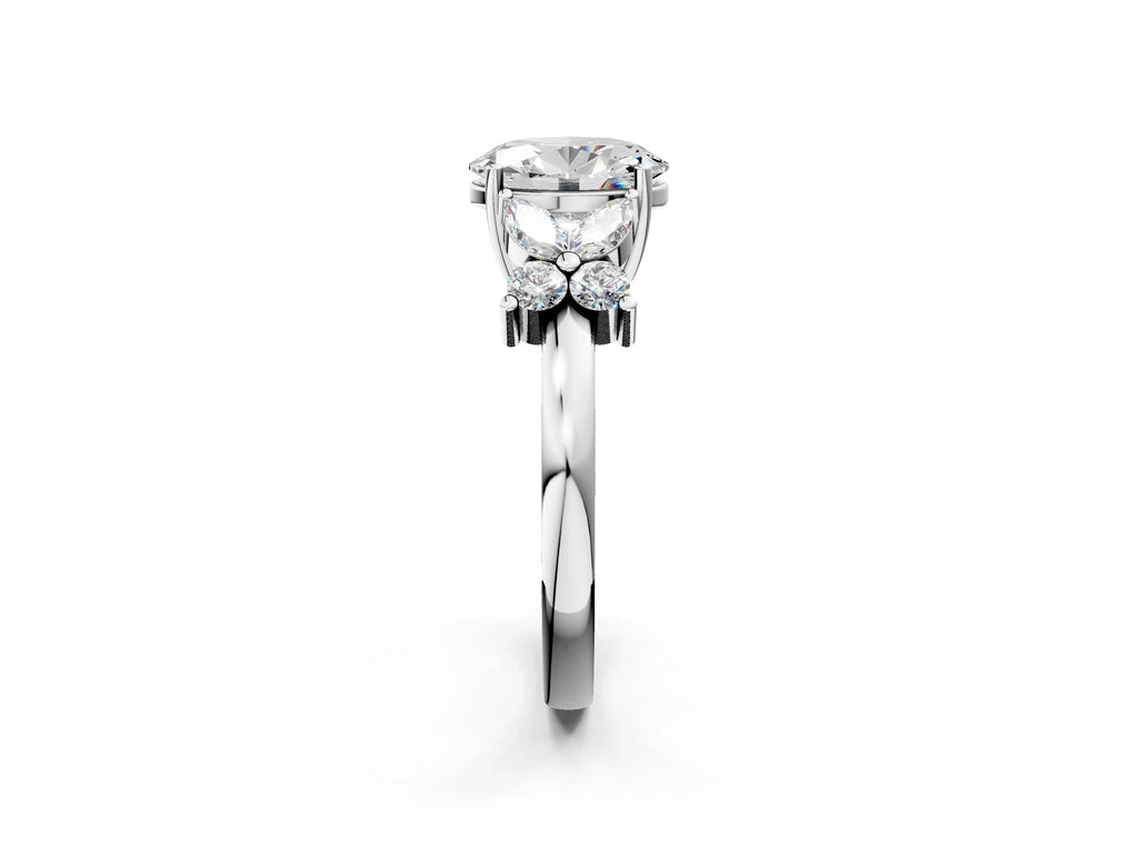 OVAL NATURE INSPIRED RING