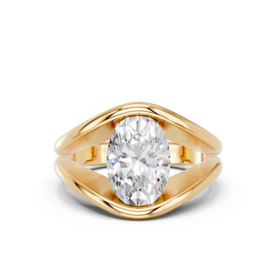 OVAL FANCY BEZEL RING