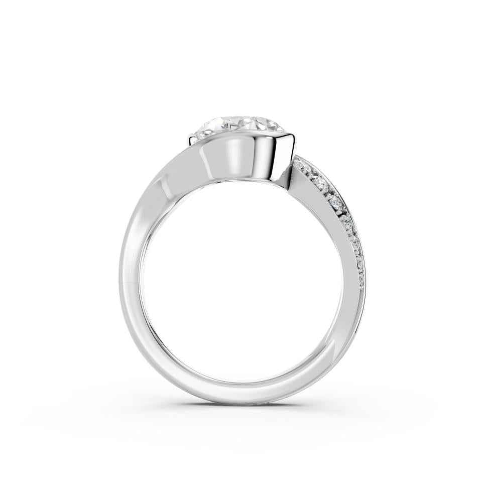 OVAL PAVE RING