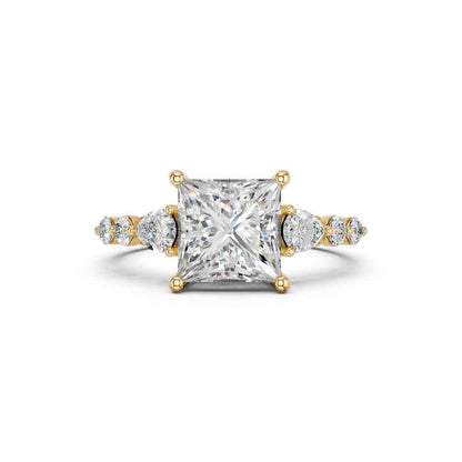 PRINCESS RING WITH SIDE STONES