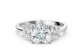 HEART TRAPAZOID 3 STONE RING