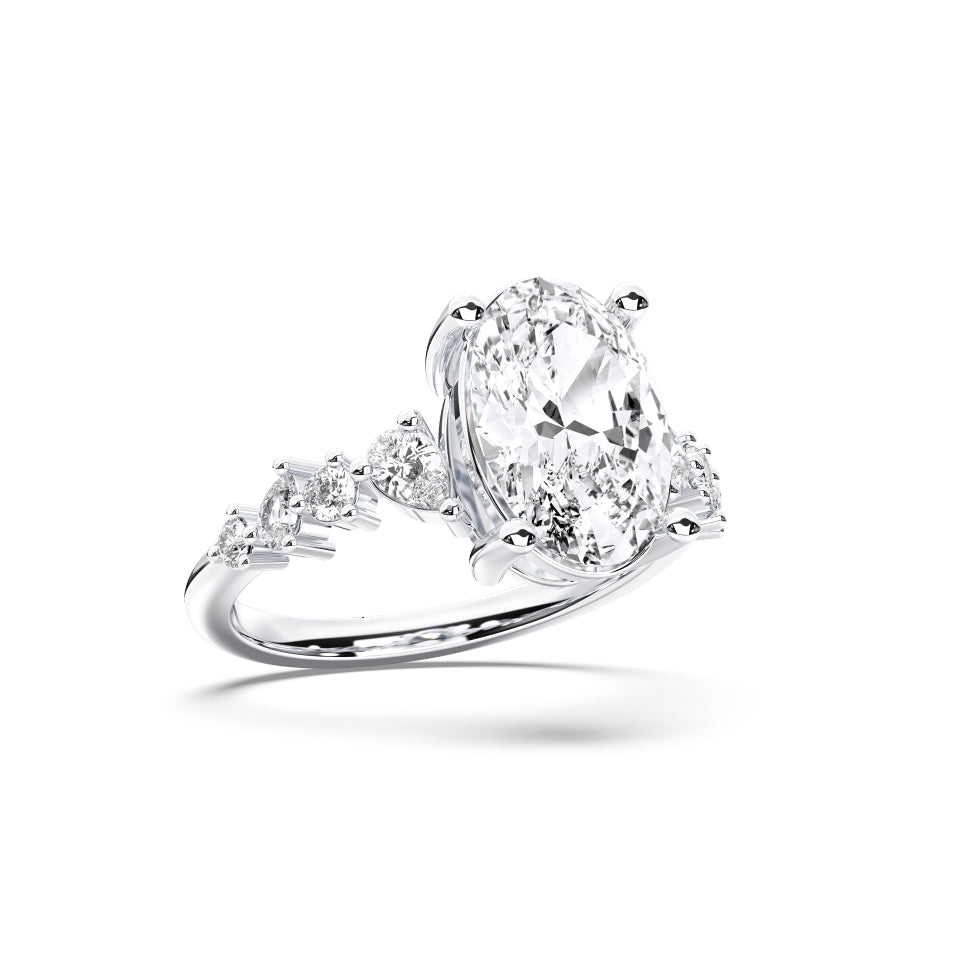 OVAL NATURE INSPIRED RING