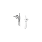 SLEEK BAGUETTE EARRING