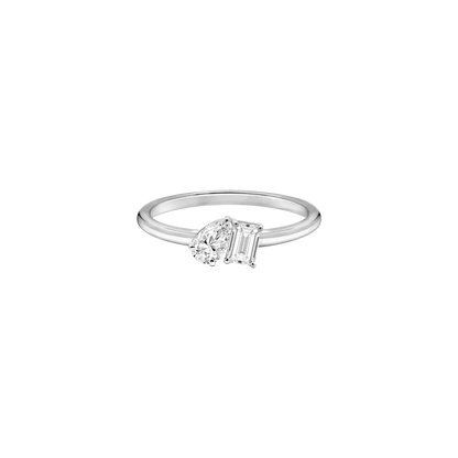 PEAR & EMERALD LAB DIAMOND TOI ET MOI RING