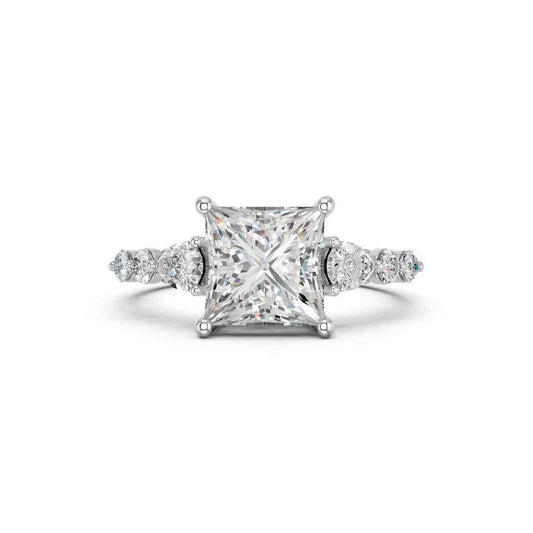PRINCESS RING WITH SIDE STONES