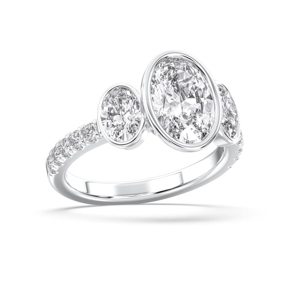 OVAL BEZEL 3 STONE RING
