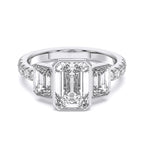 EMERALD BEZEL 3 STONE RING