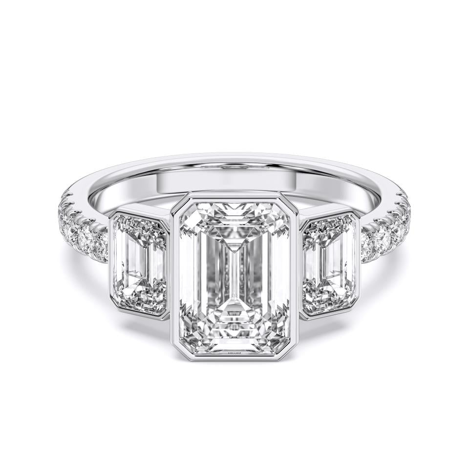 EMERALD BEZEL 3 STONE RING