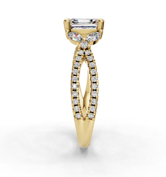 ASSCHER NATURE INSPIRED RING
