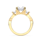 ROUND SIDE STONES RING