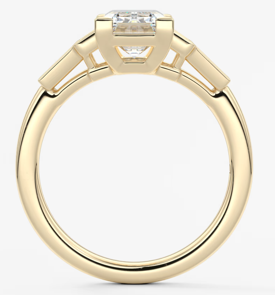 EMERALD VINTAGE RING