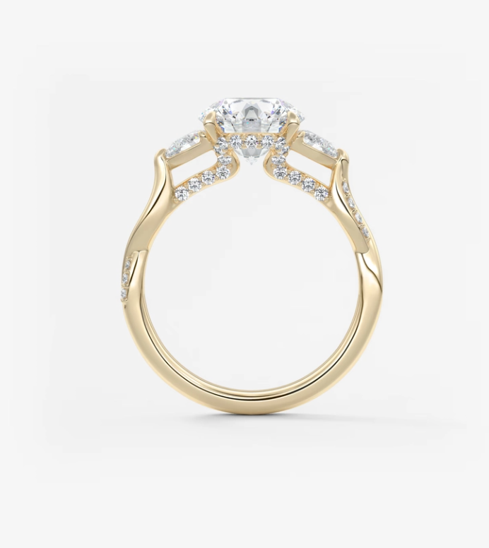 ROUND VINTAGE RING