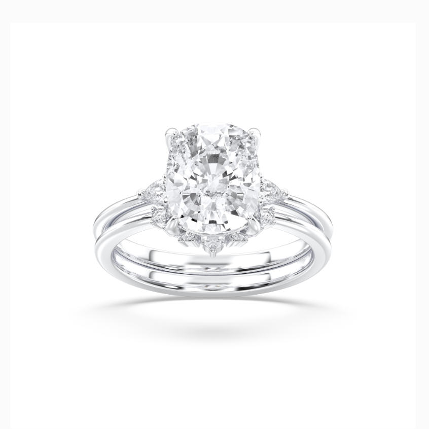 CUSHION VINTAGE RING WITH BAND