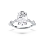 OVAL SIDE STONES RING