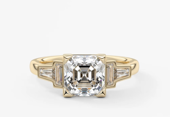 ASSCHER VINTAGE RING