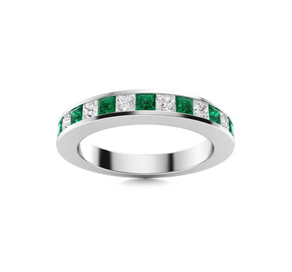 Princess-cut Tsavorite and VS Diamond Wedding Ring