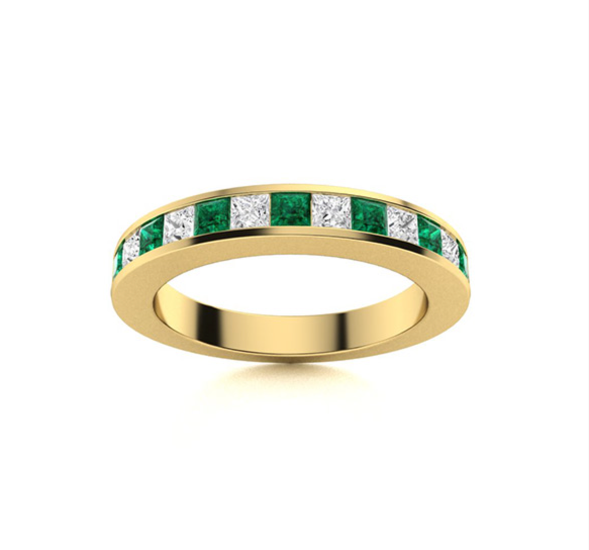 Princess-cut Tsavorite and VS Diamond Wedding Ring