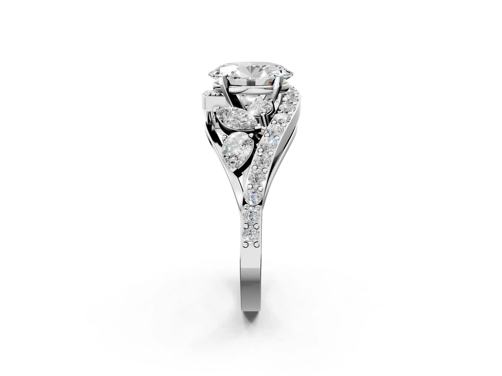 OVAL VINTAGE RING