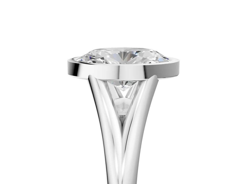 OVAL ACCENTED BEZEL RING