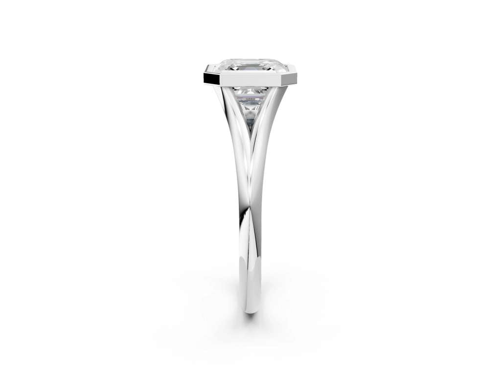 ASSCHER ACCENTED BEZEL RING