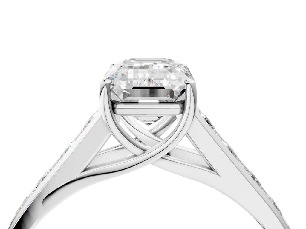 EMERALD CHANNEL RING