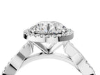 ROUND TWISTED PAVE WITH HALO