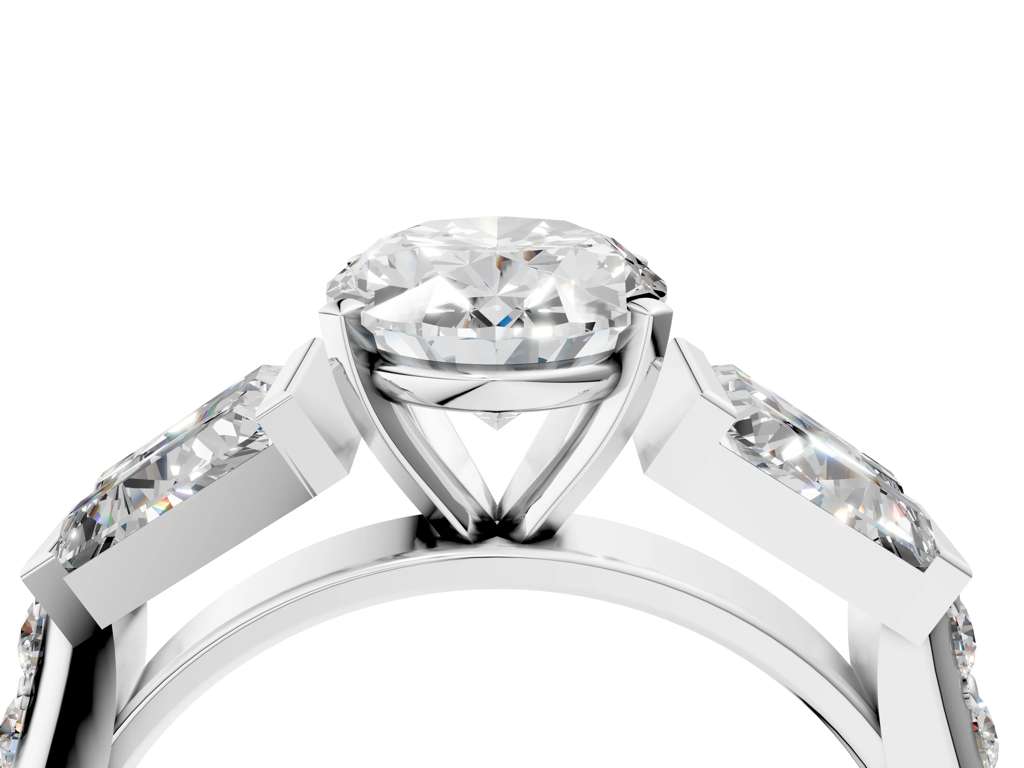 OVAL BAGUETTE CHANNEL RING