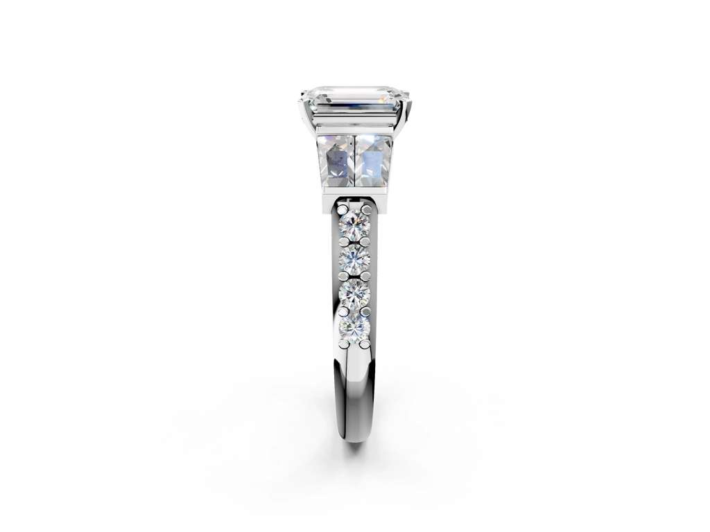EMERALAD BAGUETTE CHANNEL RING