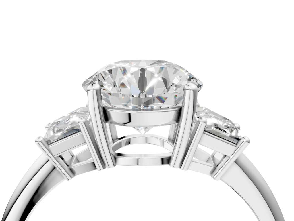 ROUND TRAPAZOID 3 STONE RING