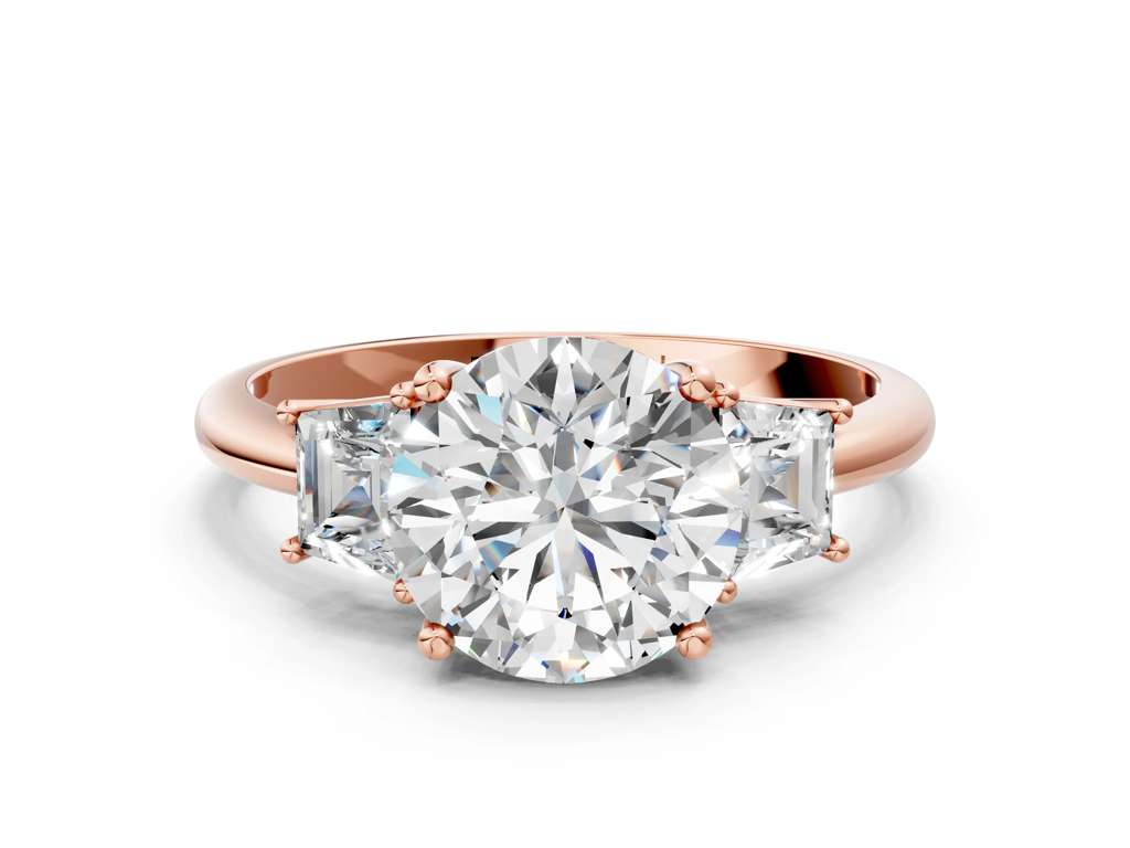 ROUND TRAPAZOID 3 STONE RING - M&D Signature Jewels
