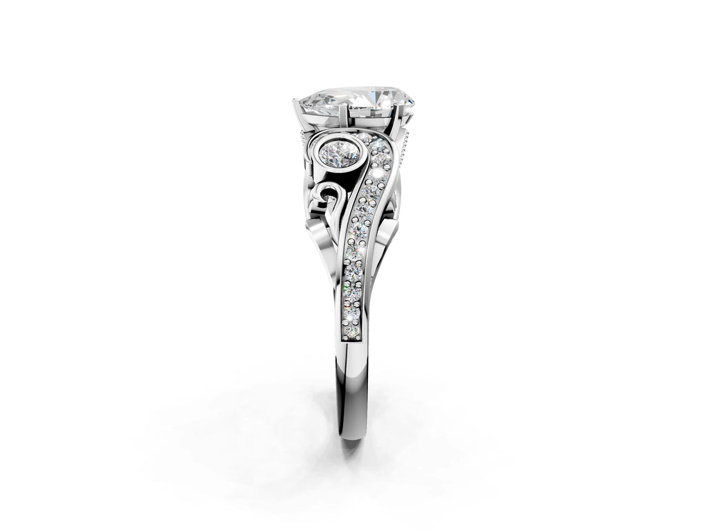 PEAR VINTAGE RING