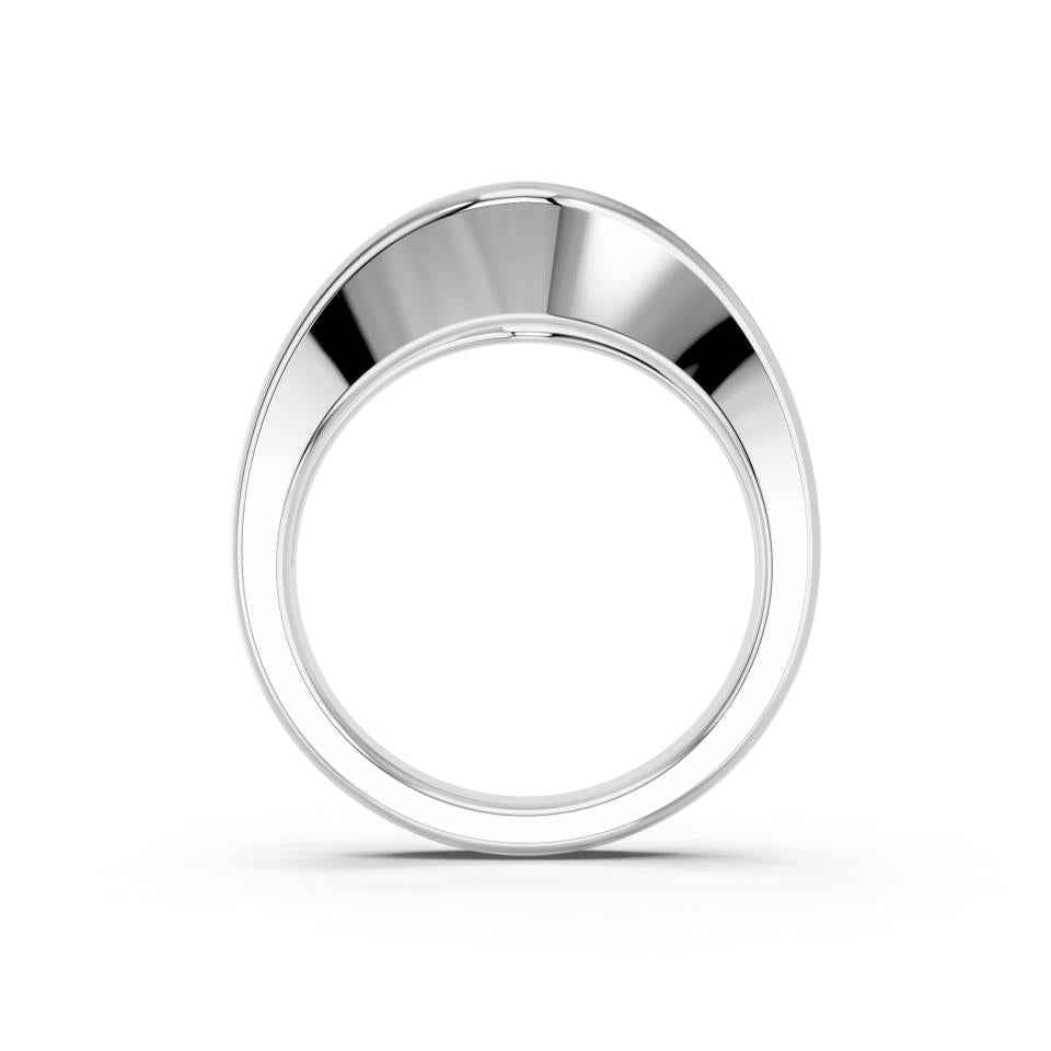 OVAL FANCY BEZEL RING