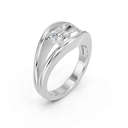 RADIANT E-W FANCY BEZEL RING