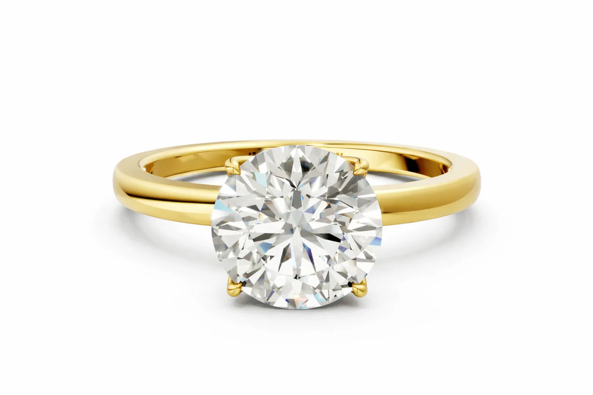 Round engagement ring