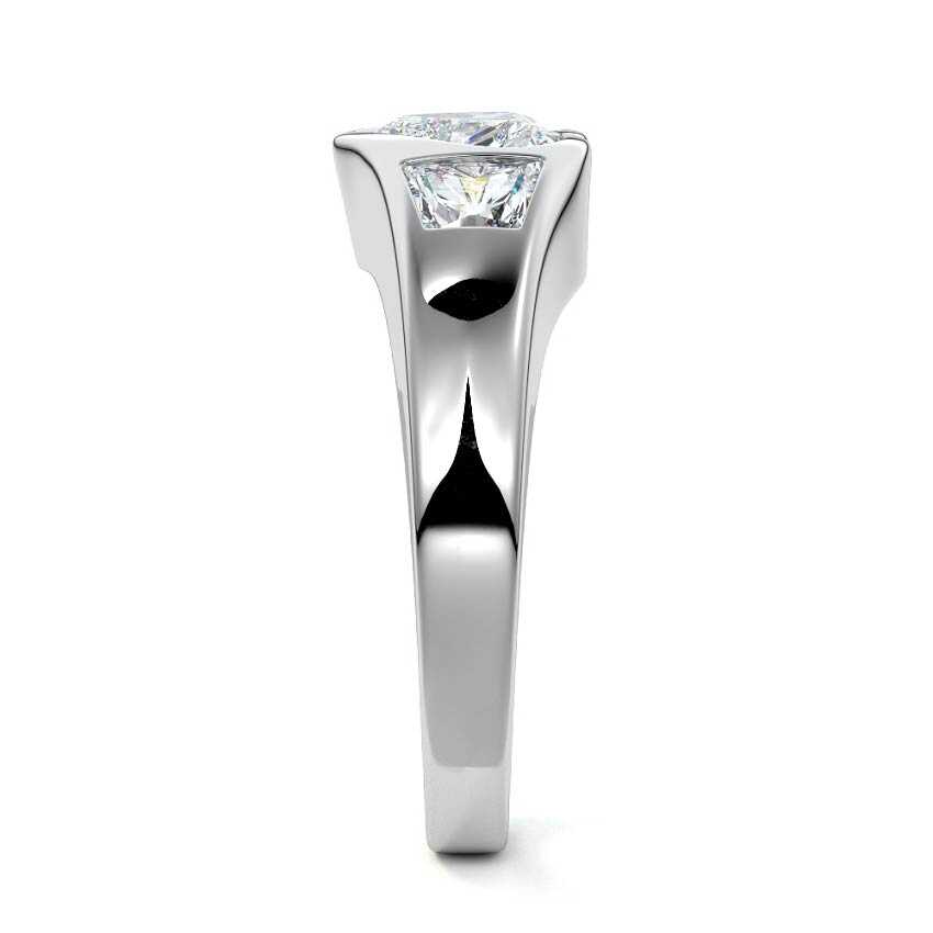 HEART 3 STONE RING