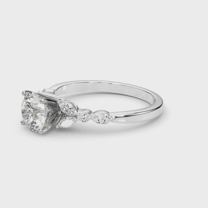ROUND NATURE INSPIRED RING