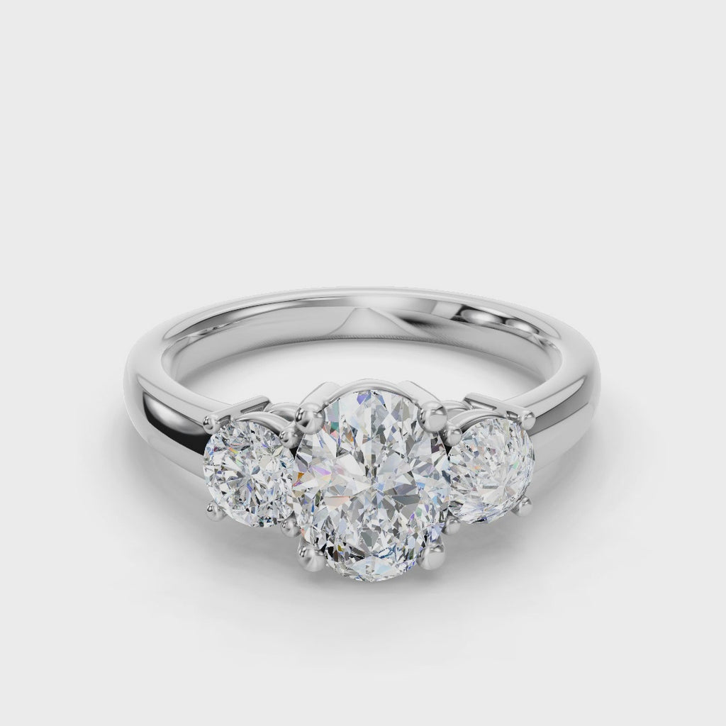 OVAL 3 STONE RING