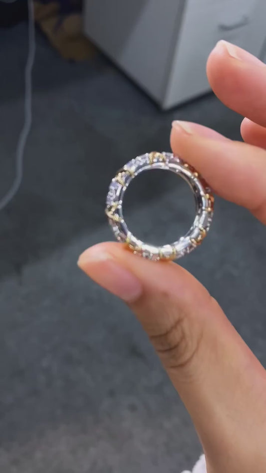 ROUND FANCY ETERNITY BAND