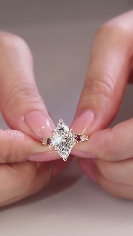 MARQUISE VINTAGE RING