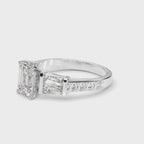 EMERALAD BAGUETTE CHANNEL RING