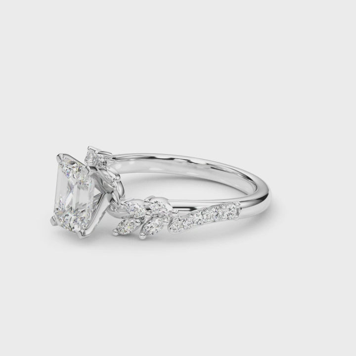 EMERALD NATURE INSPIRED  RING
