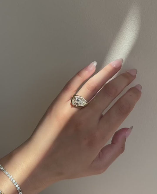 PEAR E-W RING